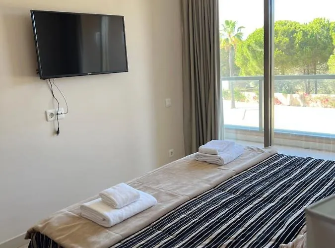 Salgados, Lagoas 아파트