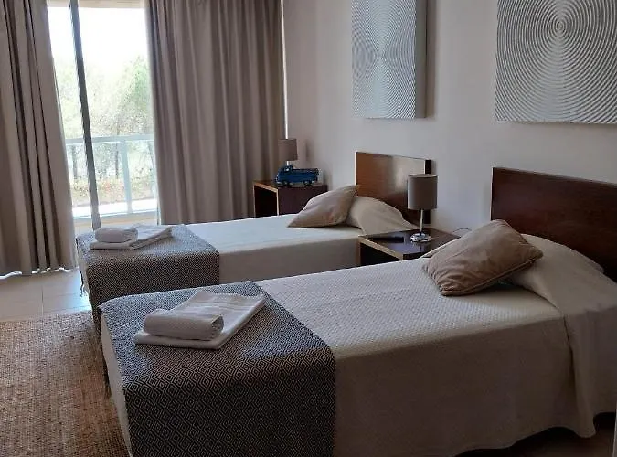 Salgados, Lagoas アパート *